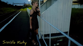 The Confused Sweetheart Was Anticipating The Train When She Received A Steamy Surprise And A Messy Finish In Public.