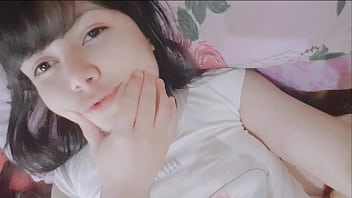 Young Woman Hana Lily Explores Self-pleasure For The First Time