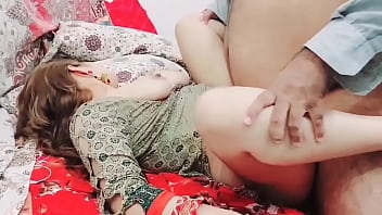 Affair Between Indian Housewife And Property Agent With Explicit Hindi Dialogue