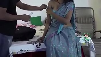 Seductive Indian Housewife’s Secret Affair With A Doctor In Her Home