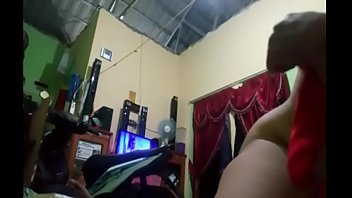 Couple Performs Live Intimate Show Together