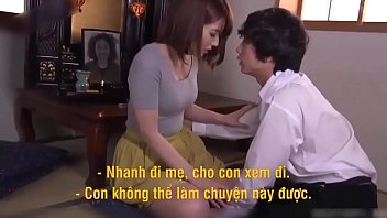Stepson Has Passionate Affair With His Seductive Stepmother (vietnamese Subtitles)
