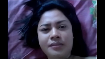 Indonesian Woman Has Steamy Affair With Husband’s Friend Roni