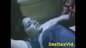 Newlywed Indian Couple’s First Intimate Night Video