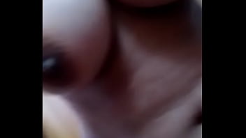 Delhi Housewife Meets Local Male Escort