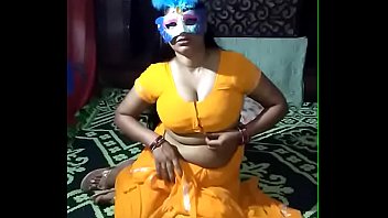 Desi Mature Woman Live On Webcam Revealing Nude Body And Pleasuring Herself On Chaturbate