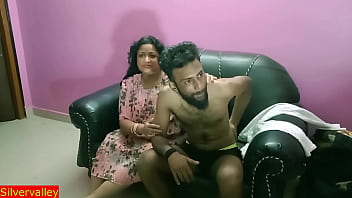 Mature Indian Woman Intimate Moments After Returning Home – Steamy Hindi Clips