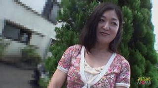 Passionate Encounter Between A Petite Man And A Lusty Asian Cougar