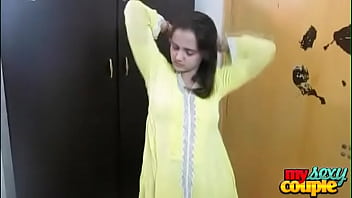 Sonia Flaunts Her Yellow Shalwar Suit Before Undressing For Intimate Moments In The Bedroom