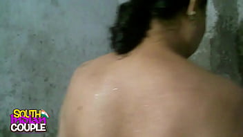 Indian Amateur Housewife Swathi Enjoying A Relaxing Shower