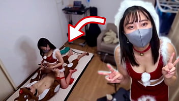 My Girlfriend Dressed As Santa For Christmas And Demanded Creampie While Riding Me With A Collar On