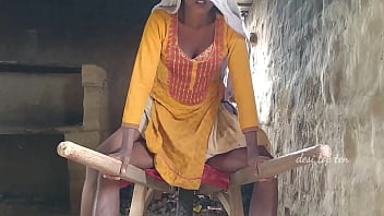 Meri Desi Biwi Ne Mere Dost Ke Saath Masti Ki