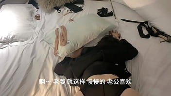 出差老公快回家,主页还有更多诱惑等你哦