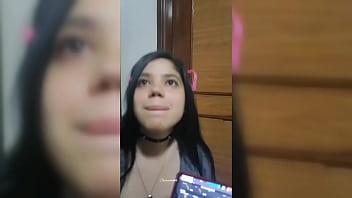 Mi Novia Me Interrumpe En Plena Partida Para Darnos Un Calentón (video Viral Colombiana)