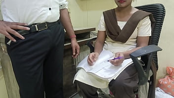 शिक्षक के साथ देसी छात्रा का रोमांचक रात