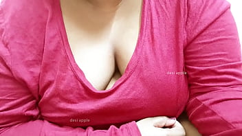 Asian Beauty’s Alluring Natural Curves