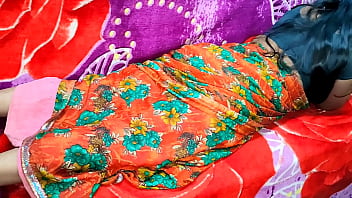 देवर ने अपनी खूबसूरत भाभी का मज़ा लिया हिंदी आवाज़ में | मुंबई आशु