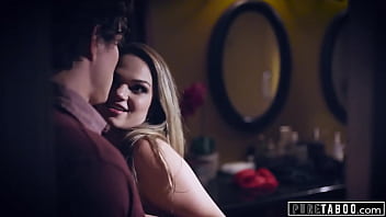 Athena Faris Gets Filled By Her Boyfriend And Step-brother