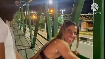 Casada Transando Na Rua Com Luzes Ao Vivo